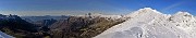 41 Panoramica in cresta innevata per Cima Grem